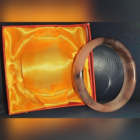 Purple Quartz Marble-Effect Bangle Bracelet Boxed Internal Diam 6.2cm/2.44inch - Picture 3 of 9